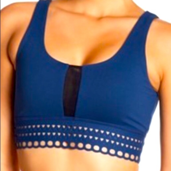 New Zella Laser Cut Scallop Mesh Sports Bra XL - Picture 1 of 5